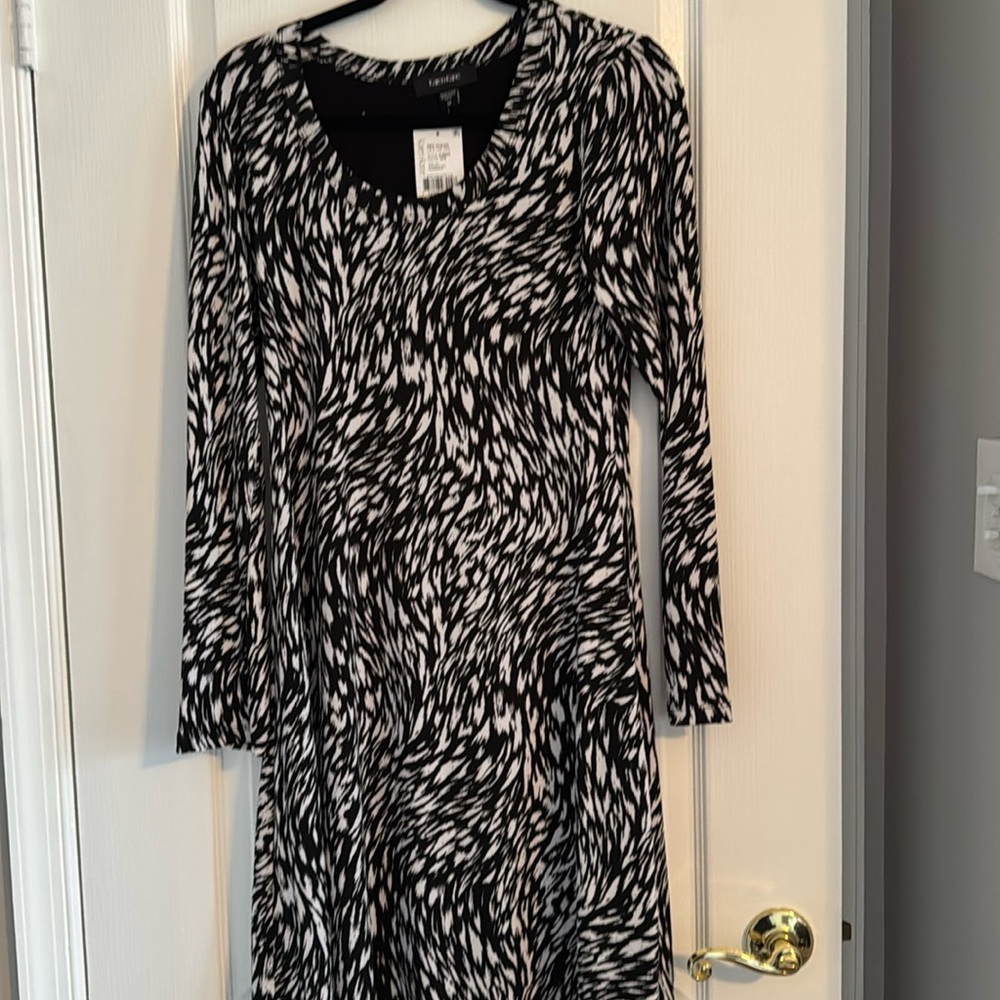 Karen Kane Black/White A-Line Dress, Size Medium